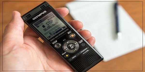 برای تقویت تلفظ زبان انگلیسی صدای خود را ضبط کنید