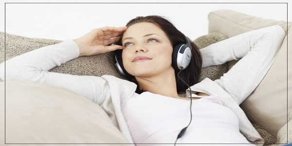 برای تقویت تلفظ انگلیسی شنونده خوبی باشید