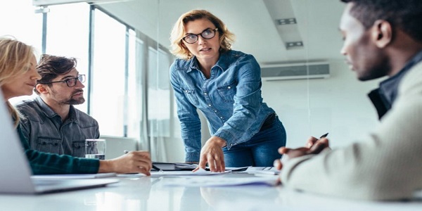 درخواست های کاری در مکالمات تجاری به زبان انگلیسی